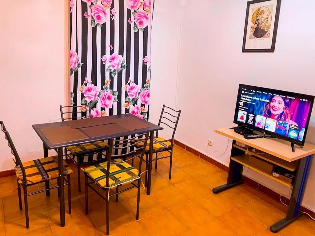 Don Quijote Apartaments Tph Madrid Buitenkant foto